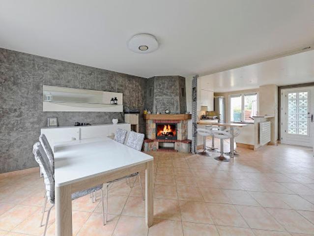 Vente Maison 6 pièces 115 m2 Thorigny sur Marne