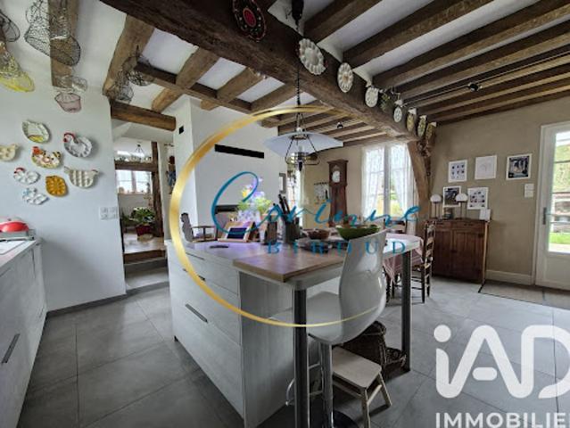 Vente Maison 6 pièces 117 m2 Chaumont en Vexin