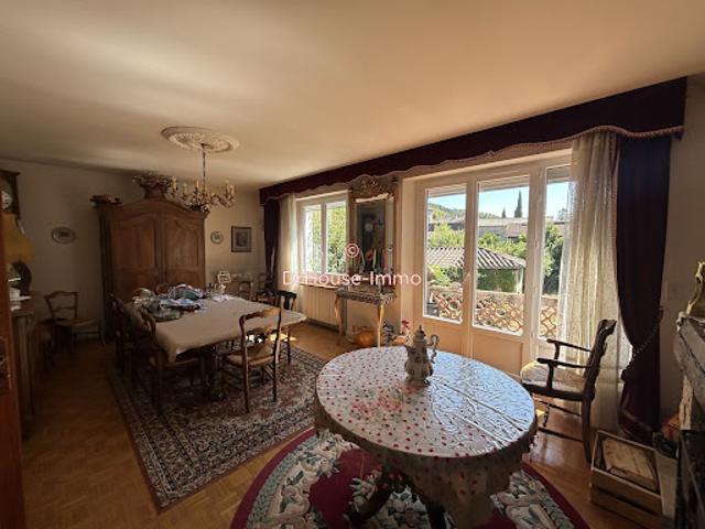 Vente Maison 6 pièces 117 m2 Douelle