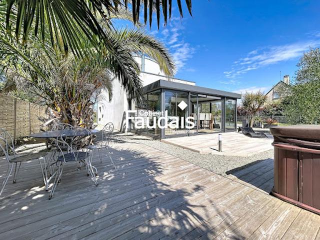 Vente Maison 6 pièces 117 m2 Gouville sur Mer