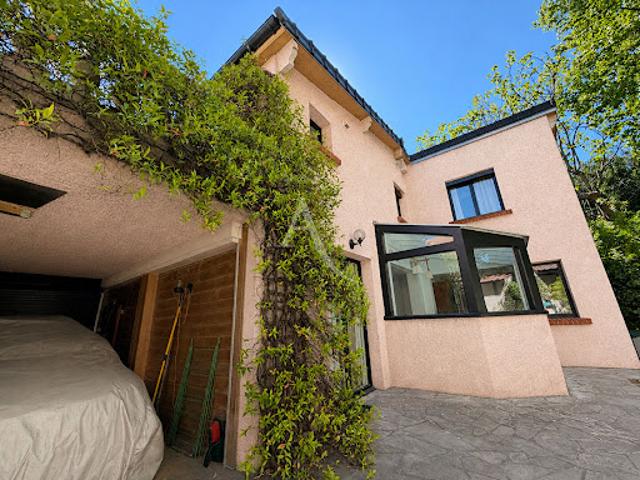 Vente Maison 6 pièces 118 m2 Nogent sur Marne