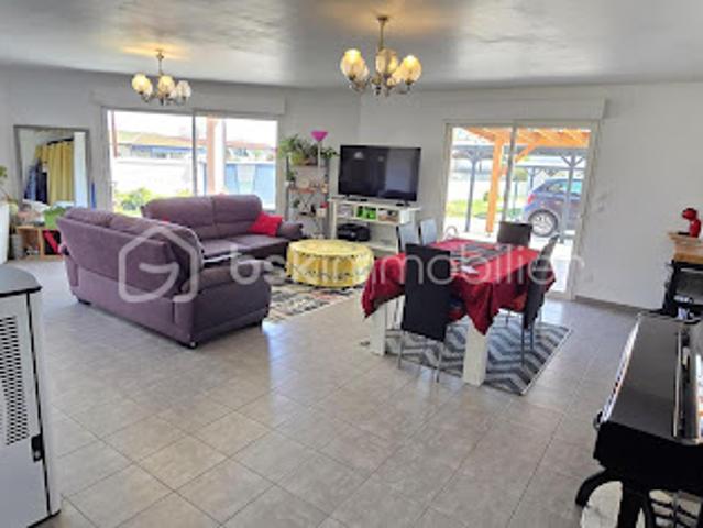 Vente Maison 6 pièces 118.3 m2 Cleppé