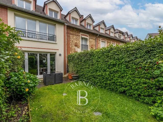 Vente Maison 6 pièces 118.58 m2 Le Chesnay Rocquencourt