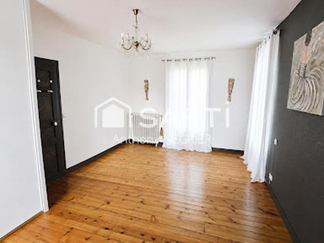 Vente Maison 6 pièces 119 m2 Bagnoles de l'Orne Normandie