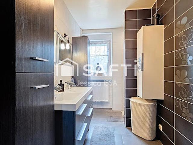 Vente Maison 6 pièces 110 m2 Falck