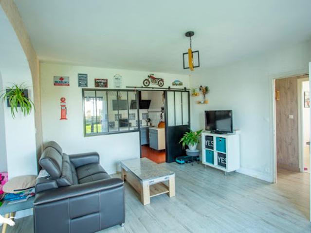Vente Maison 6 pièces 110 m2 Lalande de Pomerol