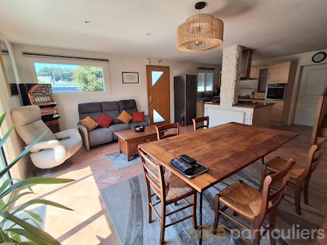 Vente Maison 6 pièces 110 m2 Locqueltas