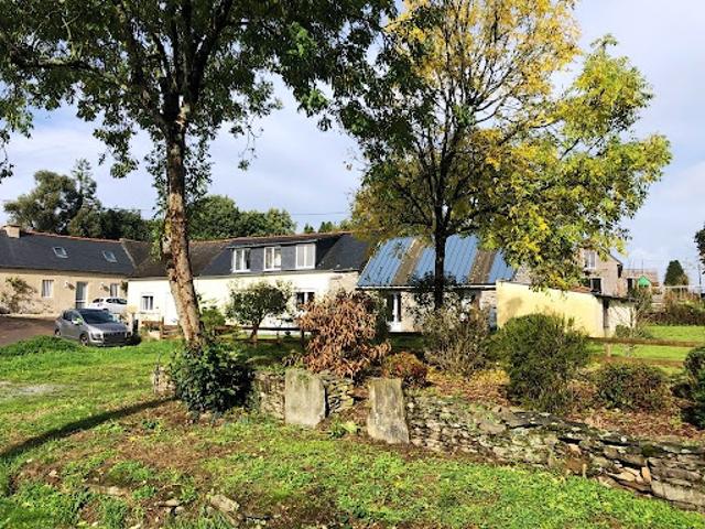 Vente Maison 6 pièces 110 m2 Plounévézel