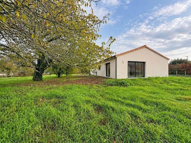 Vente Maison 6 pièces 110 m2 Saint Aigulin