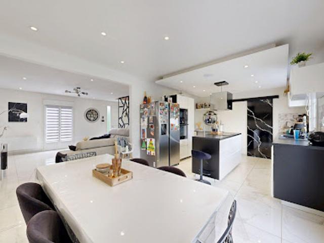 Vente Maison 6 pièces 110.28 m2 Etrépagny