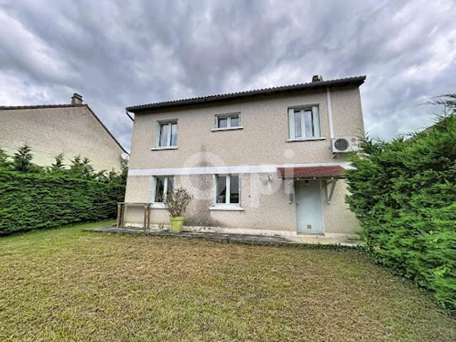 Vente Maison 6 pièces 112 m2 Saint Pantaléon de Larche