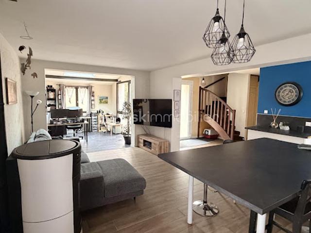 Vente Maison 6 pièces 112.39 m2 Saclas