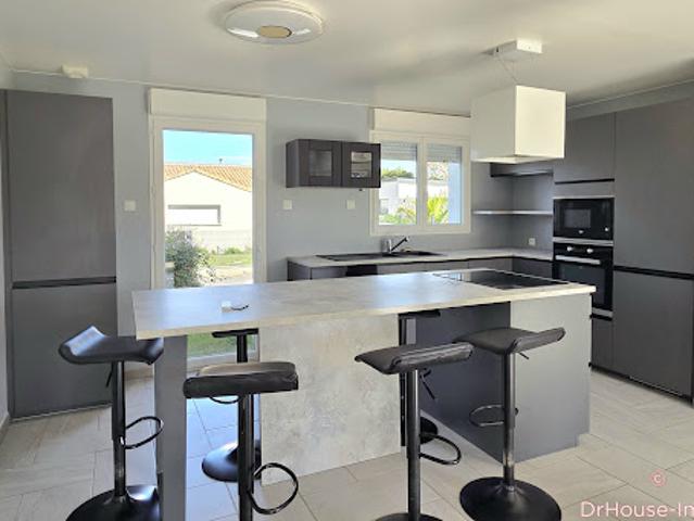 Vente Maison 6 pièces 113 m2 Saint Michel Chef Chef