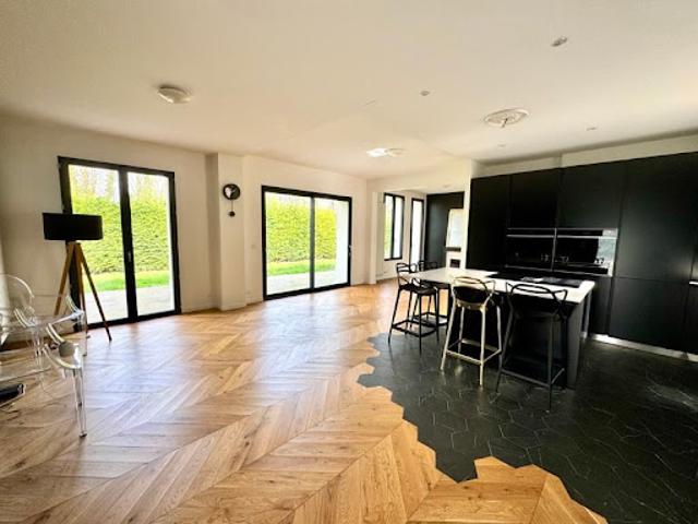 Vente Maison 6 pièces 125 m2 Medan