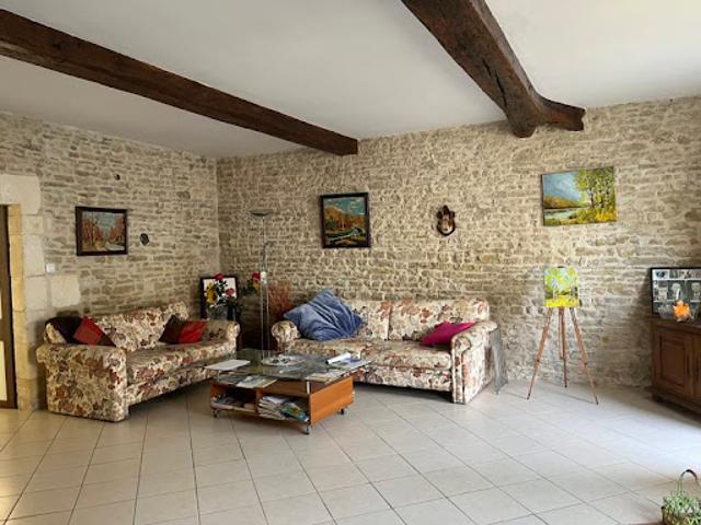 Vente Maison 6 pièces 125 m2 Gémozac