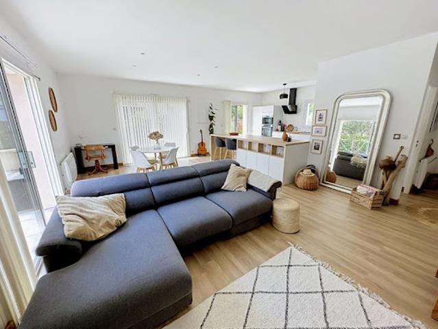 Vente Maison 6 pièces 125 m2 Parempuyre