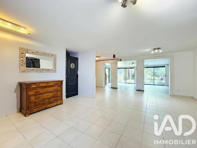 Vente Maison 6 pièces 125 m2 Saint Lyphard