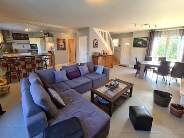 Vente Maison 6 pièces 125 m2 Sainte genevieve des bois