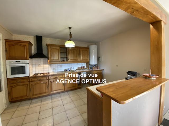 Vente Maison 6 pièces 125 m2 Villeneuve la Guyard