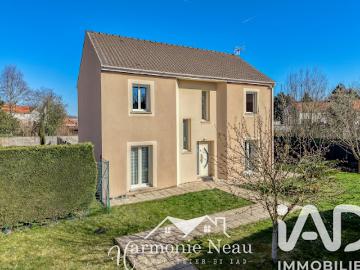 77230, Seine-et-Marne - Jardin, Parking