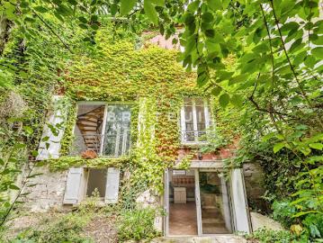 Vente Maison 6 pièces 125.5 m2 Paris 20ème