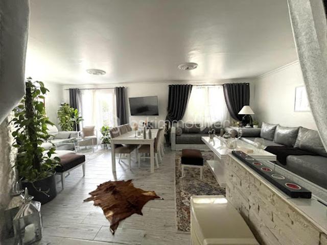 Vente Maison 6 pièces 126 m2 Le Blanc Mesnil