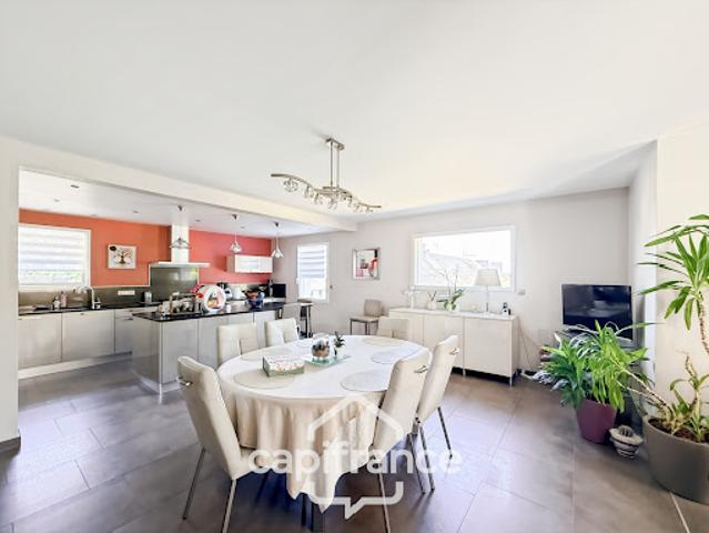 Vente Maison 6 pièces 126 m2 Pontivy