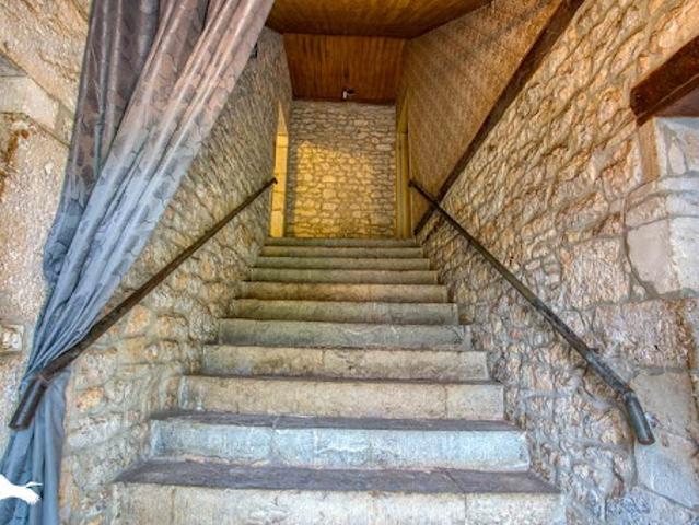Vente Maison 6 pièces 126 m2 Reilhaguet