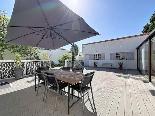 Vente Maison 6 pièces 126 m2 Salles sur Mer
