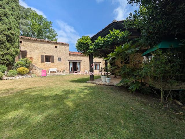 Vente Maison 6 pièces 126 m2 Soturac