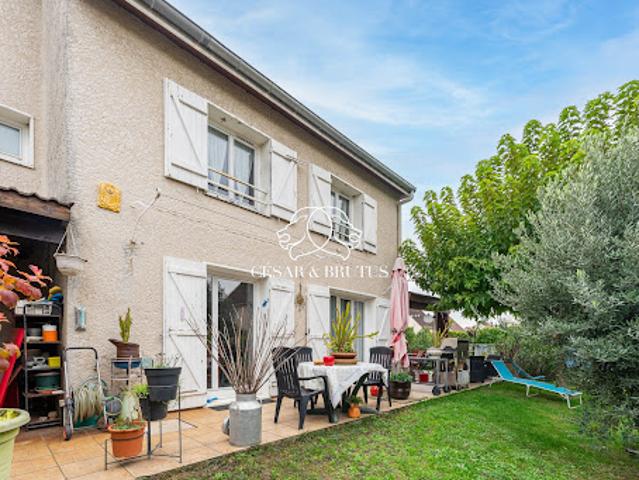 Vente Maison 6 pièces 126.55 m2 Morestel