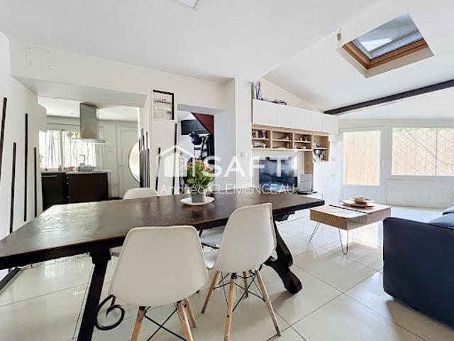 Vente Maison 6 pièces 127 m2 Merignac