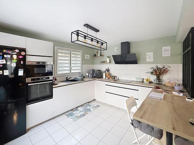 Vente Maison 6 pièces 127 m2 Acheres