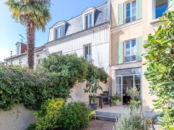 Vente Villa 6 pièces 127 m2 Fontenay sous Bois