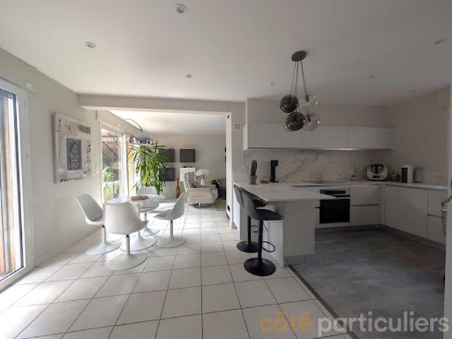 Vente Maison 6 pièces 127 m2 Luc la Primaube