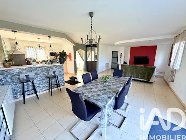 Vente Maison 6 pièces 127 m2 Simplé