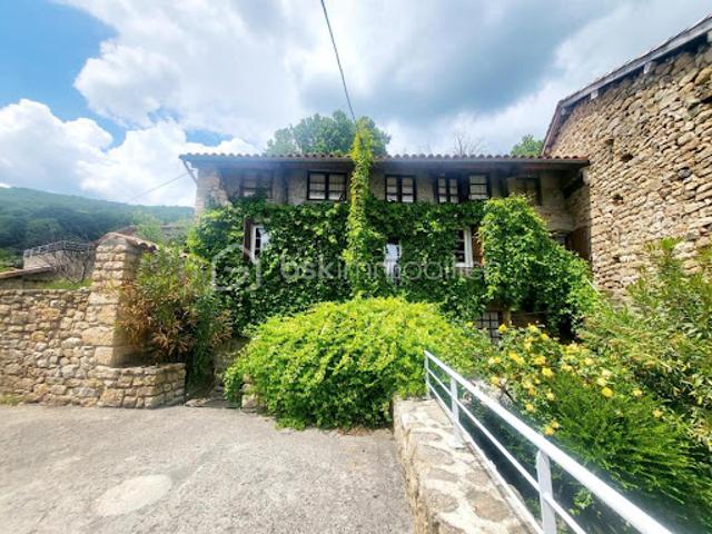 Vente Maison 6 pièces 127 m2 Thueyts