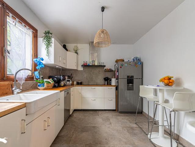 Vente Maison 6 pièces 128 m2 Langoiran