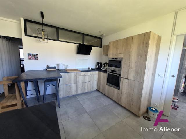 Vente Maison 6 pièces 128 m2 Le Barp