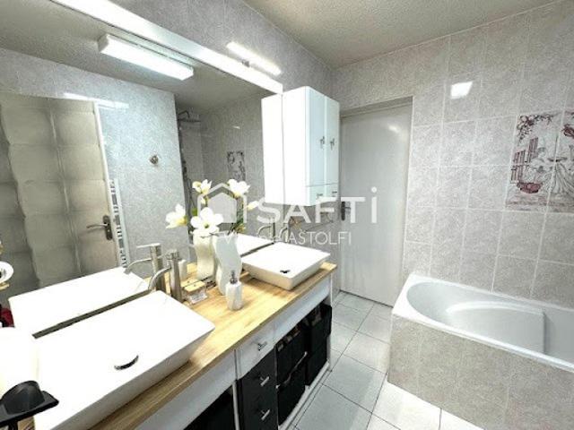Vente Maison 6 pièces 129 m2 Frouzins