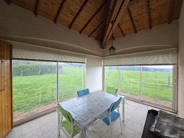 Vente Maison 6 pièces 129 m2 Saint Bonnet des Bruyères