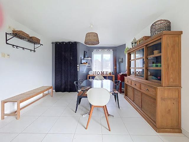 Vente Maison 6 pièces 120 m2 Bécon les Granits