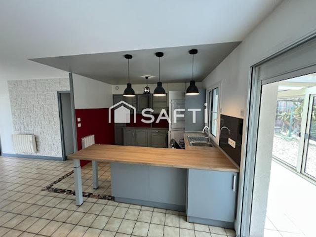 Vente Maison 6 pièces 120 m2 Blanquefort