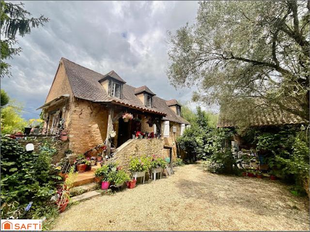 Vente Maison 6 pièces 120 m2 Coux et Bigaroque