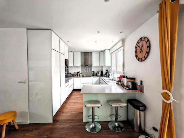 Vente Maison 6 pièces 120 m2 Jouy le Châtel