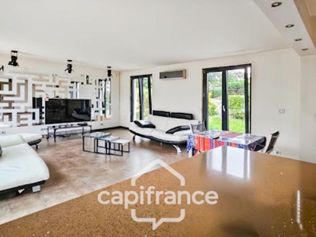 Vente Maison 6 pièces 120 m2 Le Pin