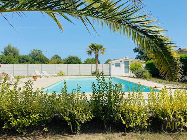 Vente Maison 6 pièces 120 m2 Saint Germain d'Esteuil