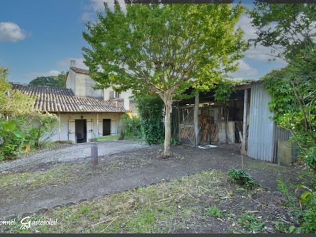 Vente Maison 6 pièces 120 m2 Saint Laurent des Combes