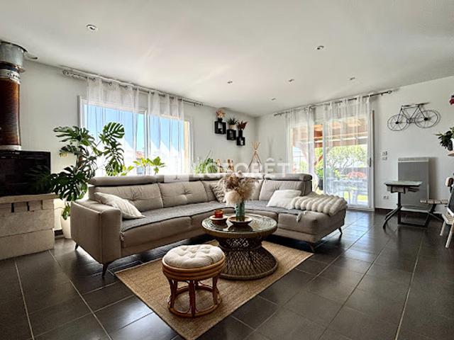 Vente Maison 6 pièces 120.32 m2 Saint Sulpice d'Arnoult