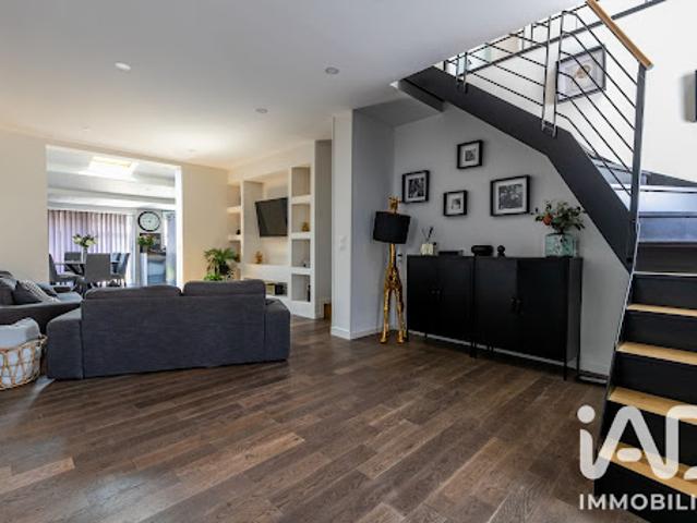 Vente Maison 6 pièces 120 m2 Tremblay en France